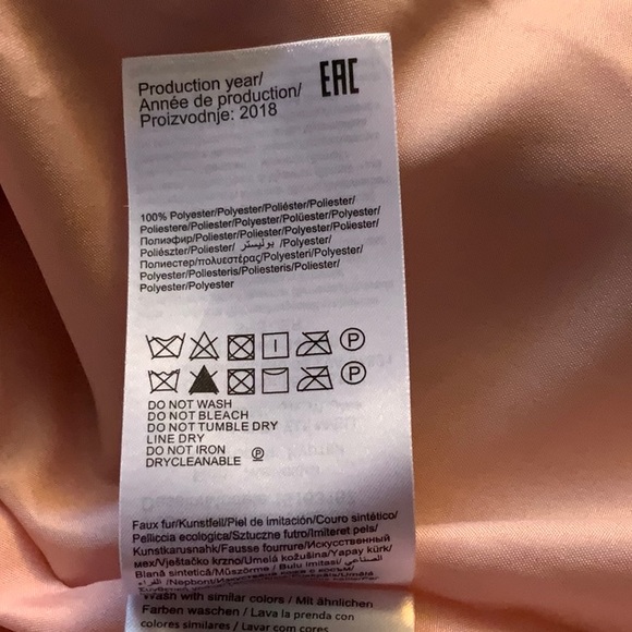 Only fuzzy teddy jacket in size M - Picture 4 of 9